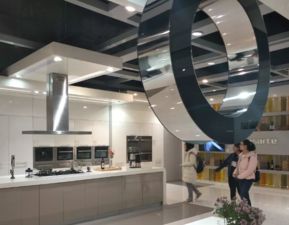 探访海尔总部 战略转型与创客实践的网络化启示